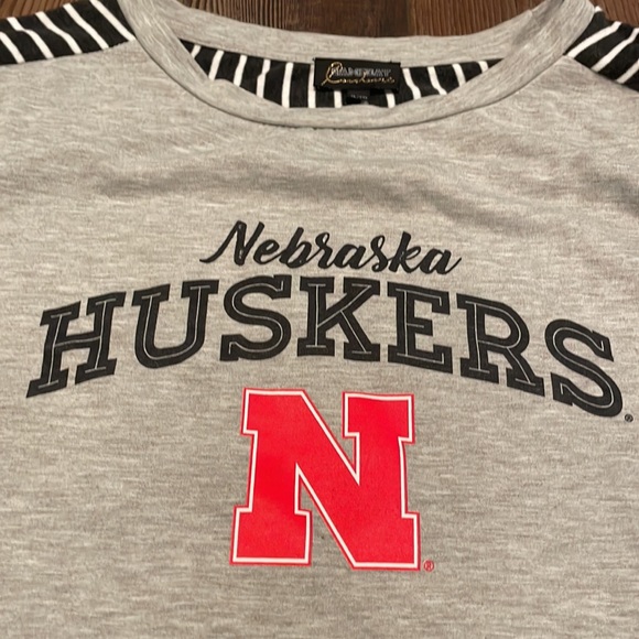 XL/XXL Gameday Couture Nebraska Huskers Lightweight Tunic - Picture 3 of 11